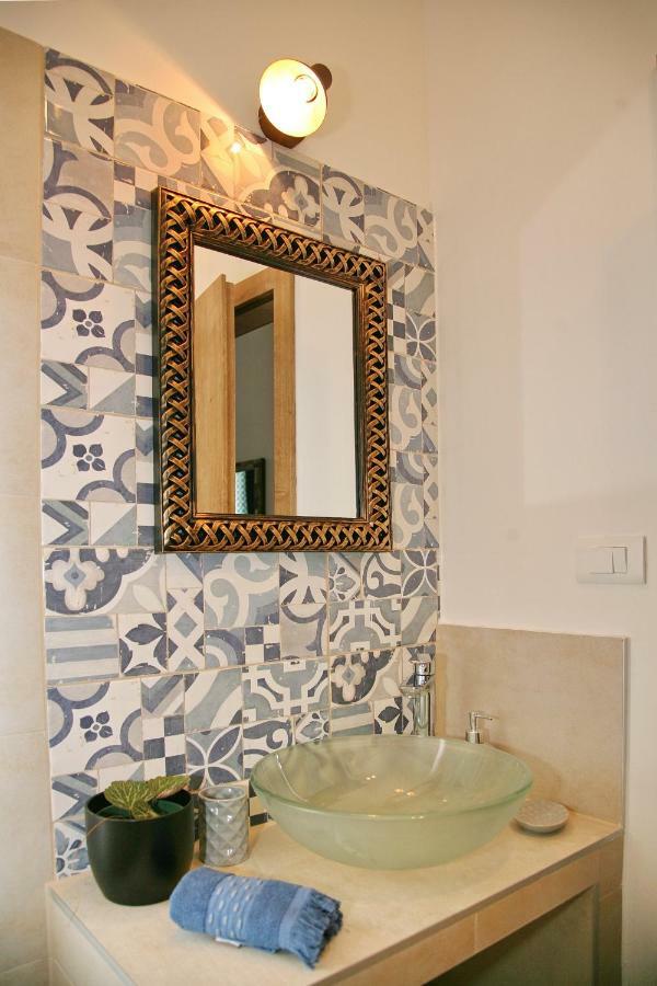 House Bava Hotel Vis Luaran gambar